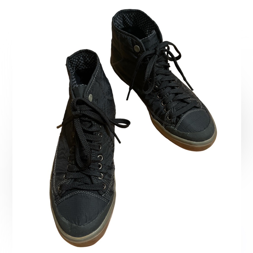 TRETORN Women’s Gore-Tex Skymra Lace Up Mid Gore-Tex Black Sneakers Shoe, Size 5